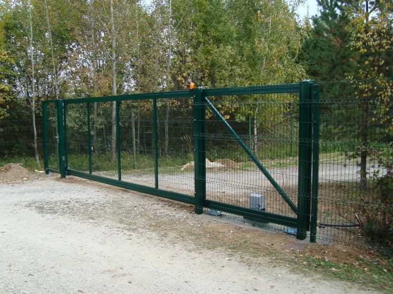 Сетчатый забор DoorHan в Улан-Удэ с установкой