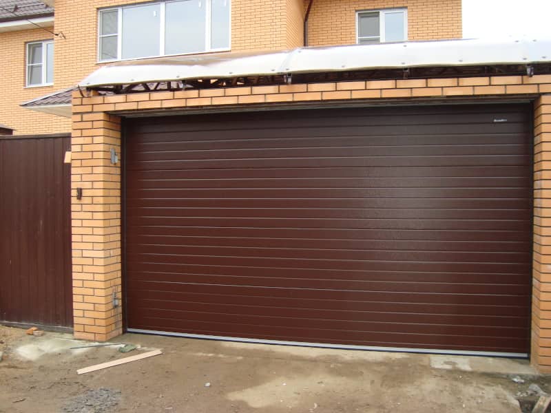 Секционные ворота DoorHan в Улан-Удэ с установкой