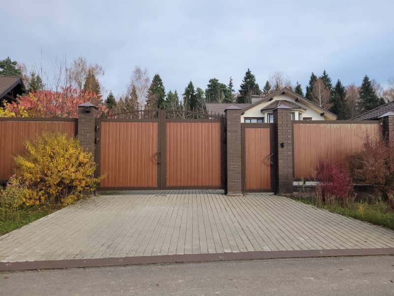 Уличные ворота DoorHan в Улан-Удэ с установкой